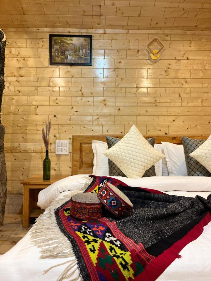 Tree House Latos Tandi Hotel Jibhi ภายนอก รูปภาพ
